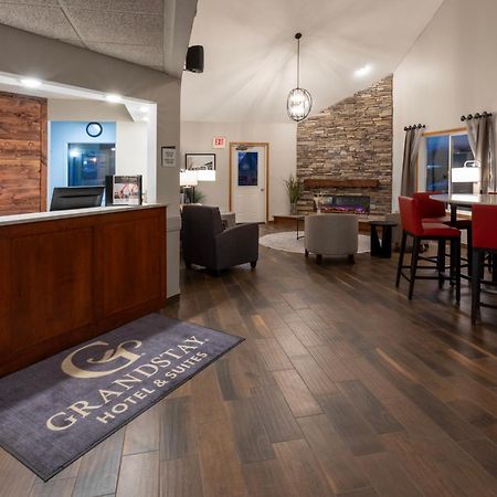 Grandstay Hotel & Suites Cambridge Eksteriør bilde