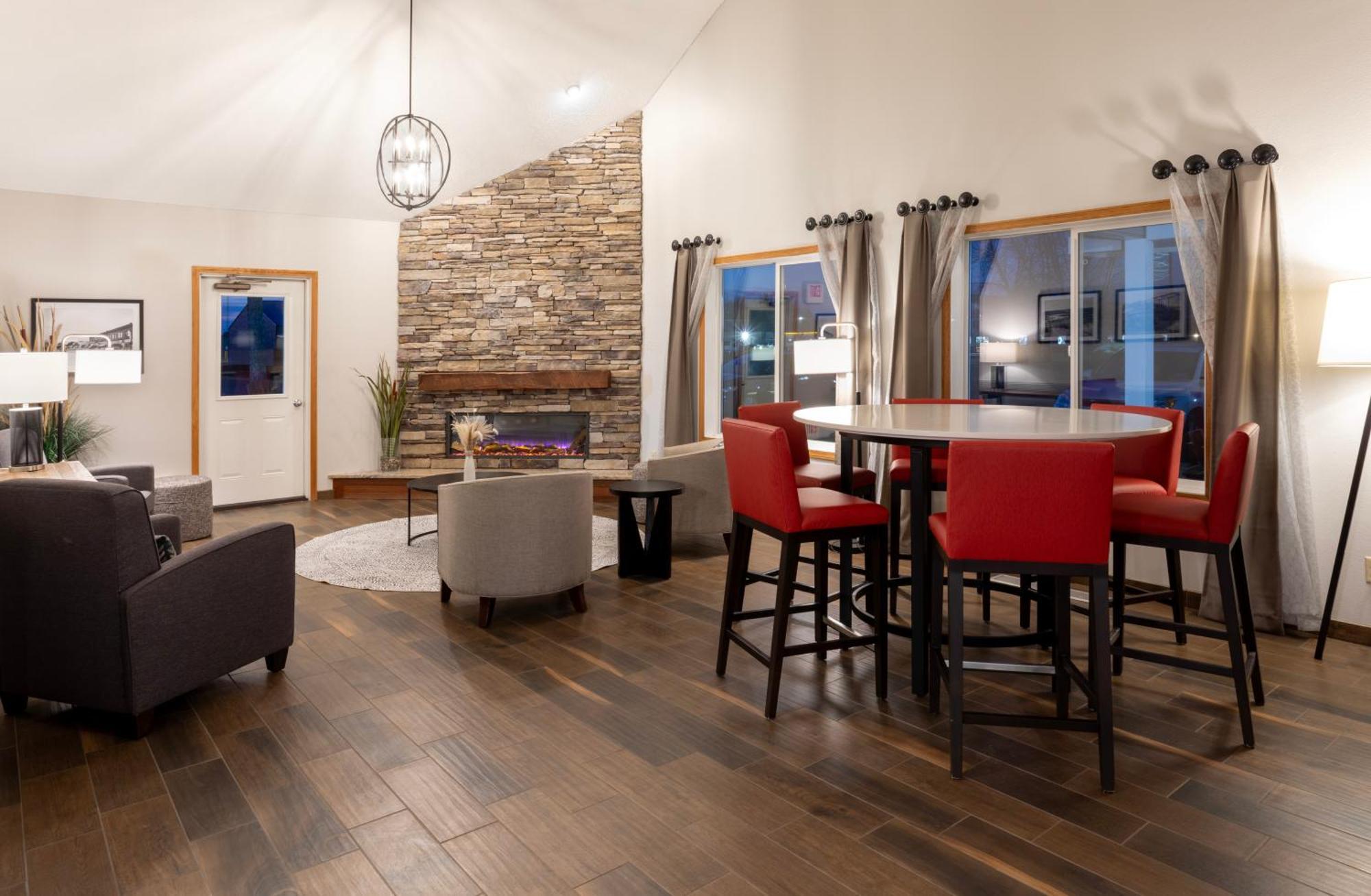 Grandstay Hotel & Suites Cambridge Eksteriør bilde