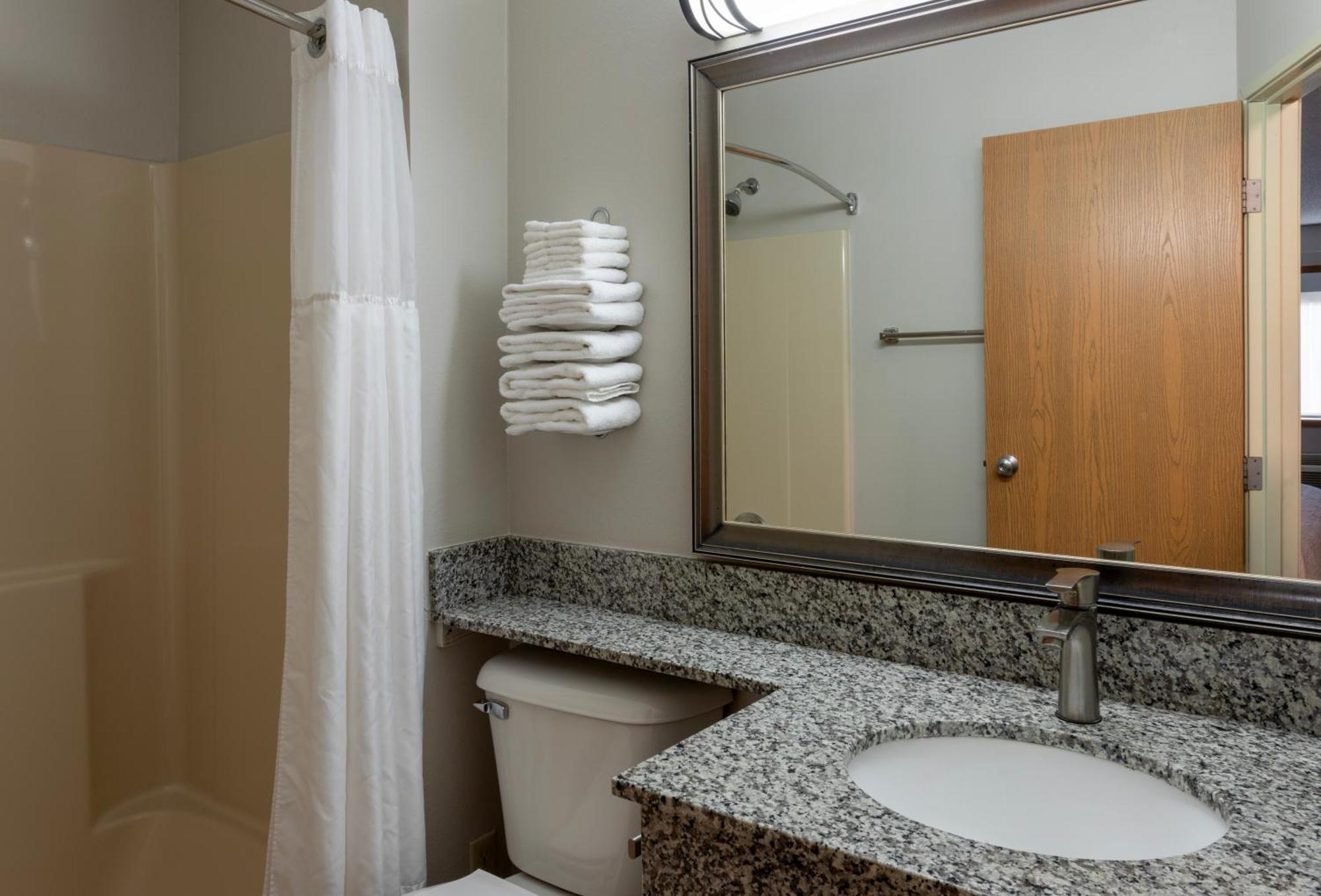 Grandstay Hotel & Suites Cambridge Eksteriør bilde