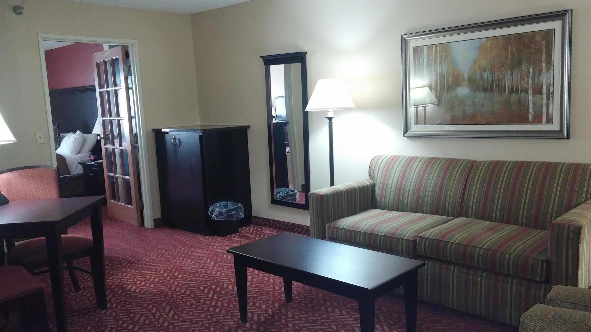 Grandstay Hotel & Suites Cambridge Eksteriør bilde
